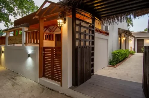 MALDIVES.webp